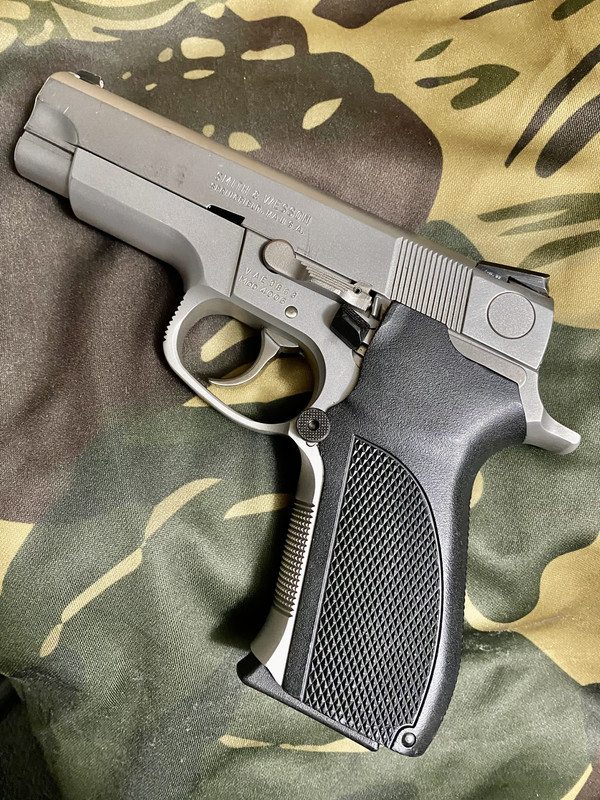 4A4C63C1-AF11-4E38-94BD-2D5EF4B2BE80