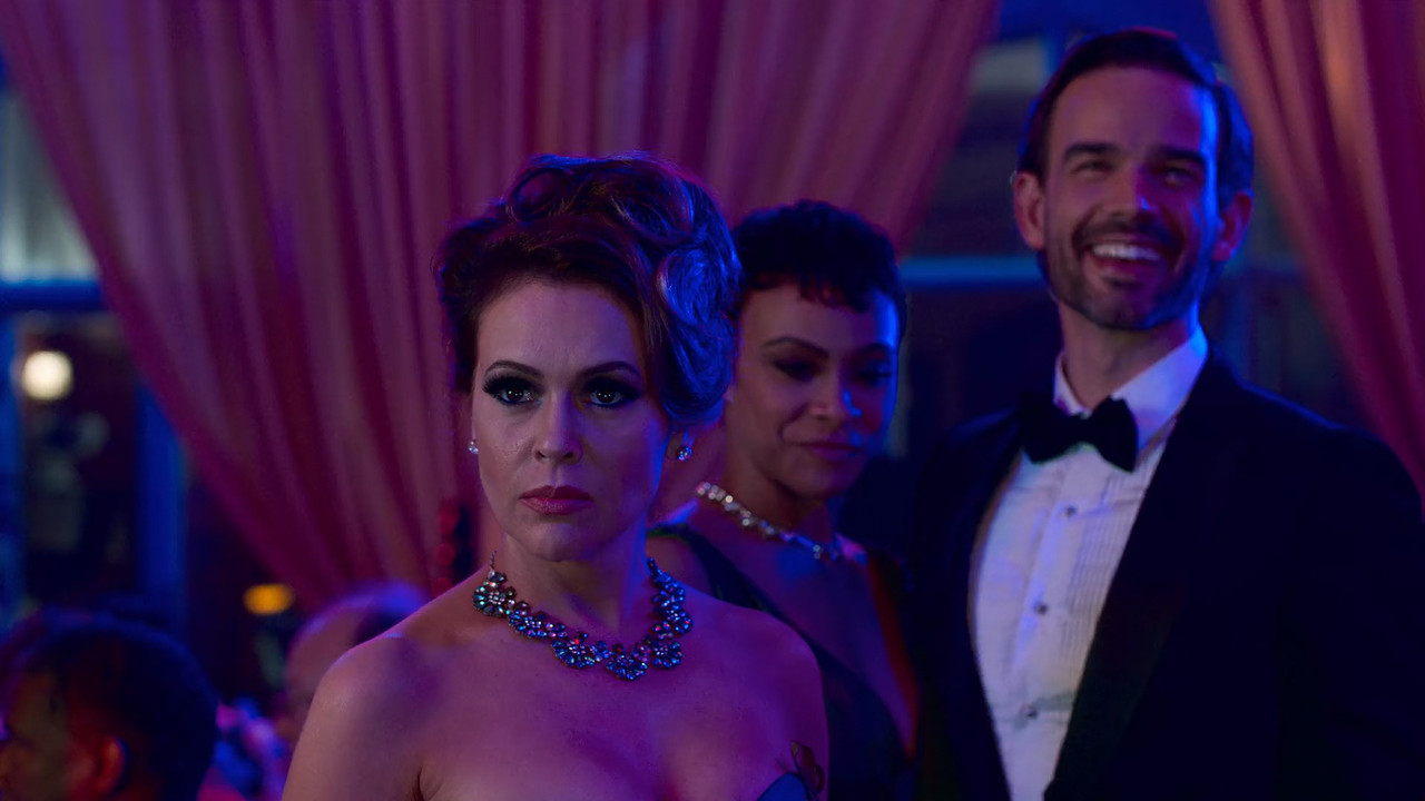 Insatiable (2018) S01E01 Pilot (1080p NF WEB-DL x265 10bit EAC3 