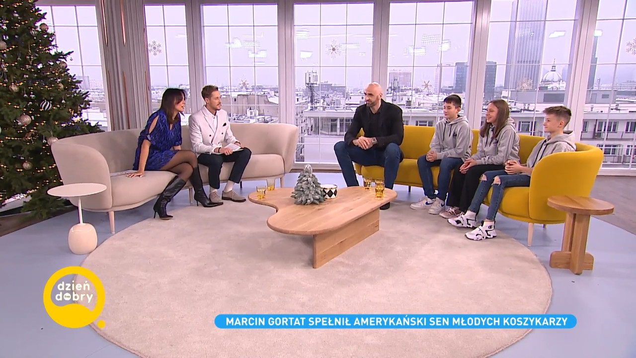 2023-12-03 16 42 28 (2)