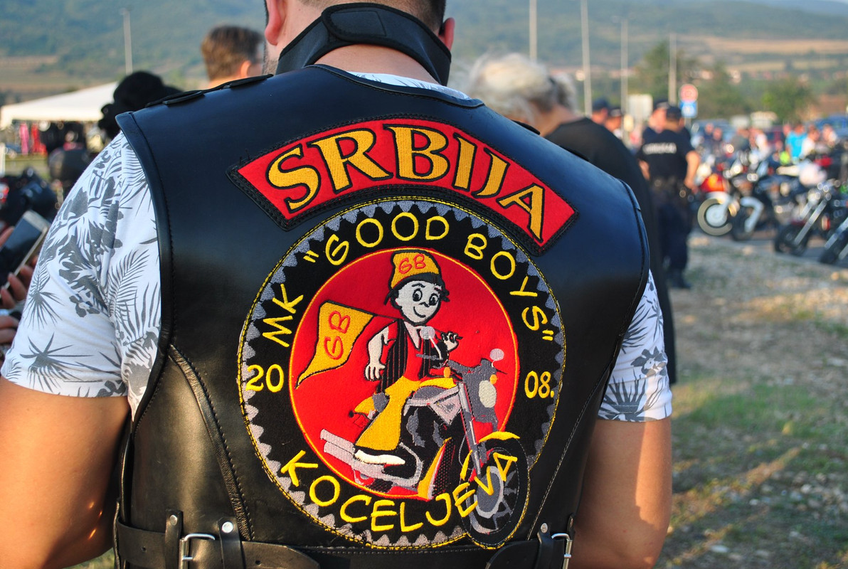 41141759_1976935732367349_9049457425081434112_o