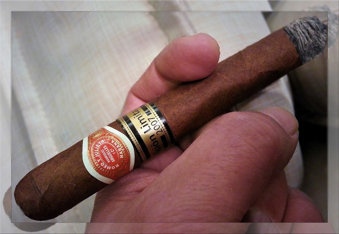 r-y-j-escudo-le-2007(1)