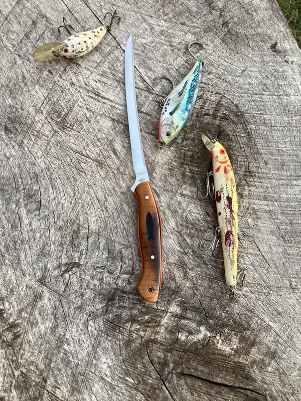 F928D153-173D-4E4E-9F81-522BE9B9A1E4