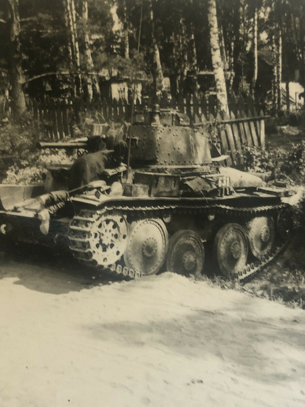 WK 2 Foto Wehrmacht Soldaten Panzer (2)