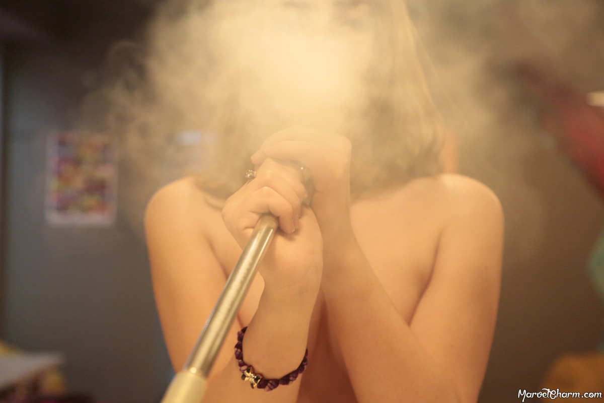 MarvelCharm_Rebecca-Hookah-107