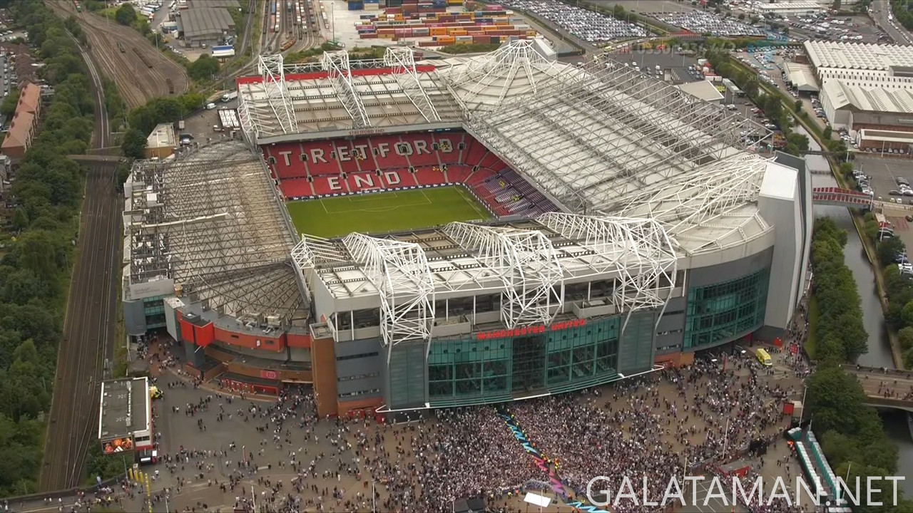 [Image: 06-15-18-55-00-ITV1-HD-New-Soccer-Aid-fo...42-581.jpg]