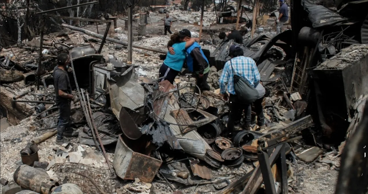 Incendios forestales dejan 112 muertos en Chile