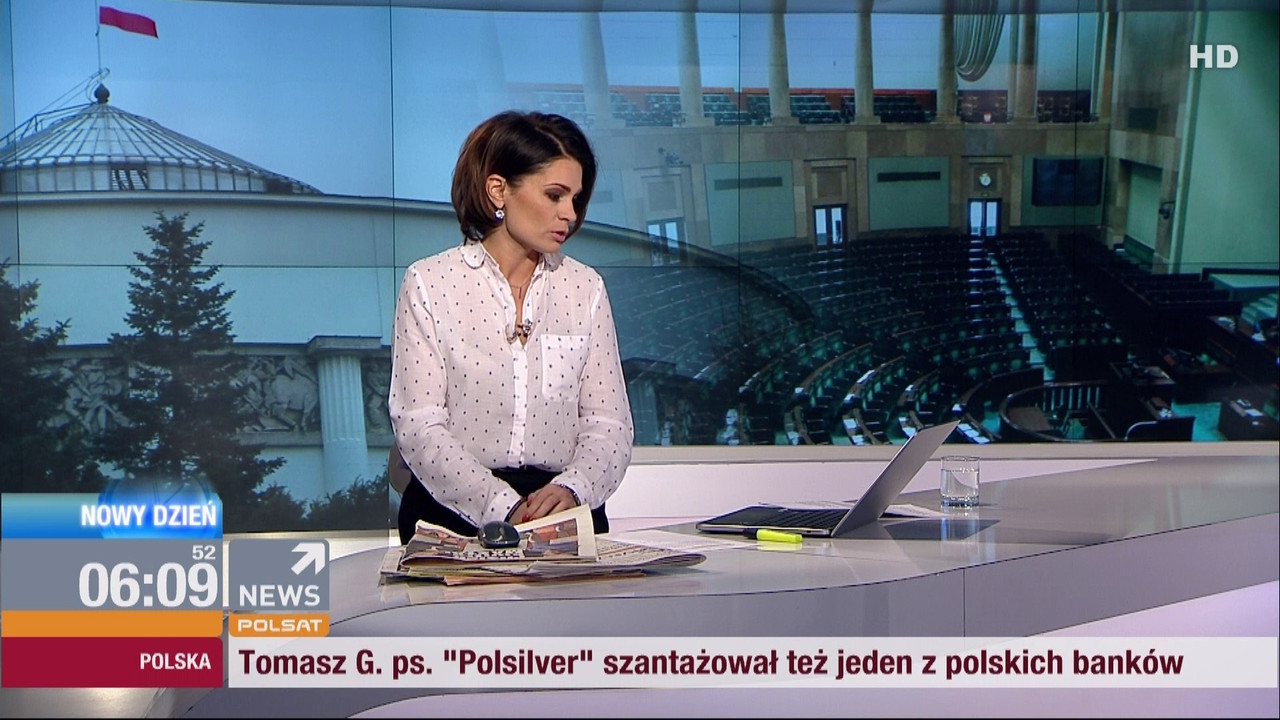 Polsat_News_HD-15102015-0607.mts (0_01_51) 00299