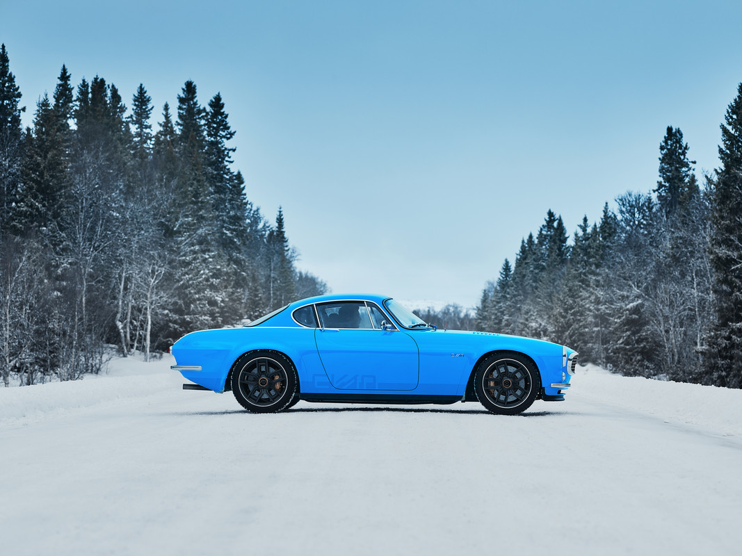 VOLVO_P1800_CYAN_201229_32997s