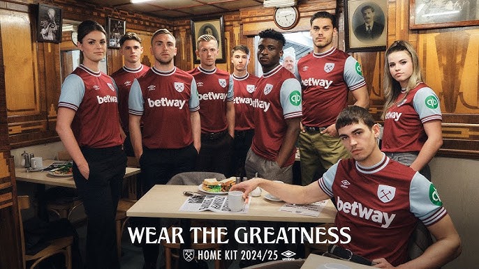 Manchester United vs West Ham United, 06h00 ngày 27/07