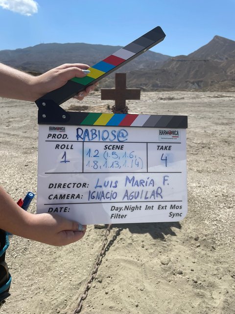 LA PELÍCULA “RABIOS@” EN RODAJE EN TABERNAS CON PATRICIA ROSS Y JOSÉ LUIS GARCÍA-PÉREZ