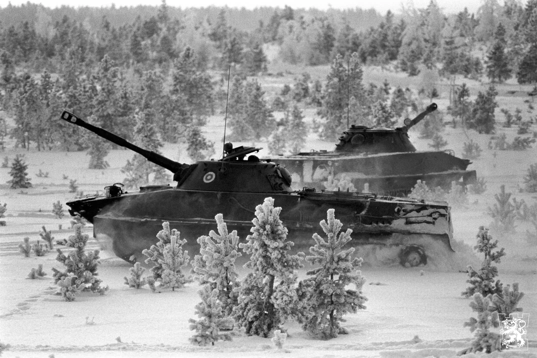 finnish-pt-76s-in-the-snow-1973-v0-u9blh9hzqjzd1.webp