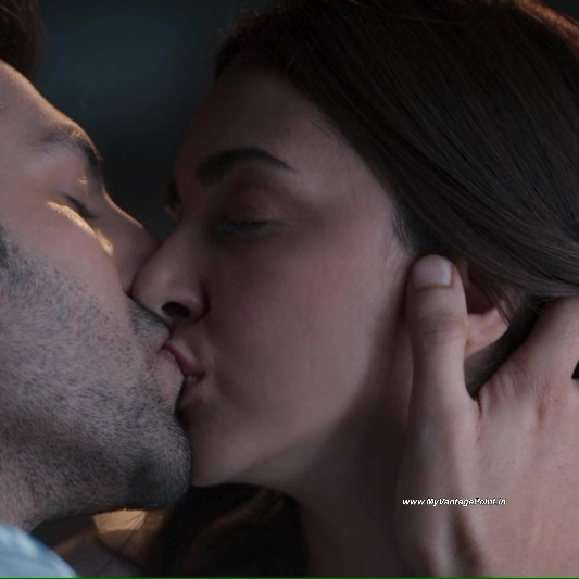 19-Kiara-Advani-Hot-in-Satyaprem-Ki-Katha-2023-with-Kartik-Aryan-My-Vantage-Point