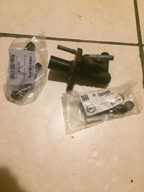 E3D9CFAF-905F-480E-8F3C-7C31AB272144