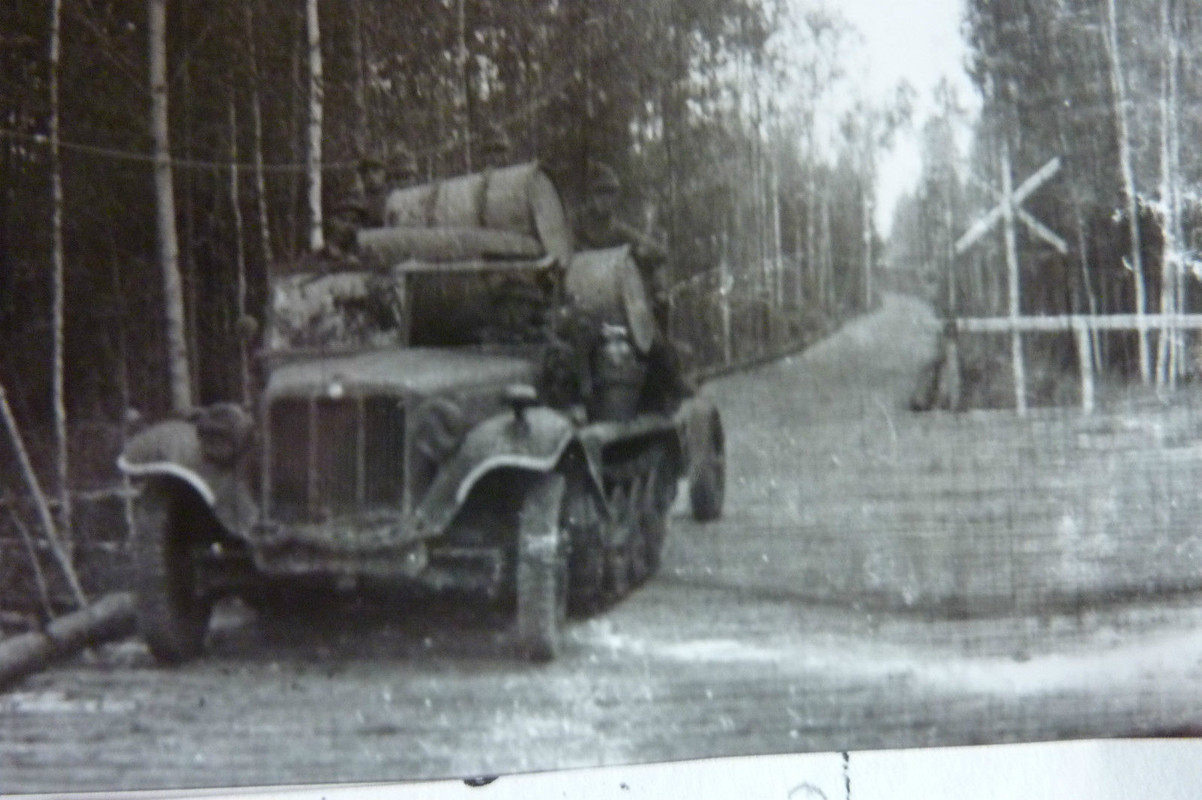 WOLCHOW 1-Tonner SD KFZ10 Schlamm Knüppeldamm Os