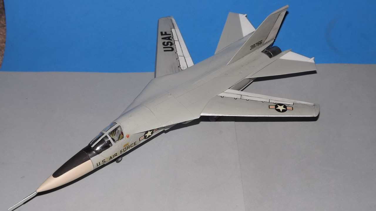 Airfix_F111A-FP