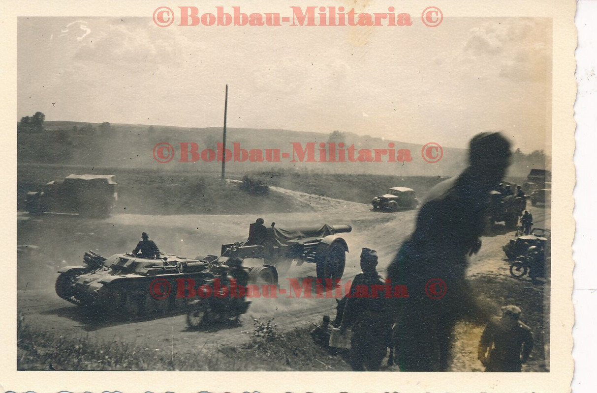 K386 Wehrmacht französischer Beute Panzer R35 ohne Turm als Zugmaschine 21cm Mör