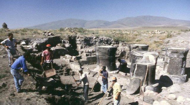 Firetemple-Ani-Turkey.jpg