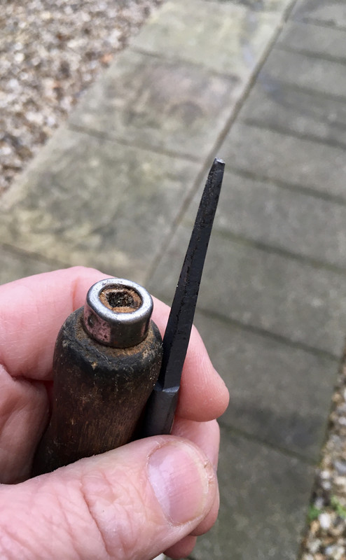 0A390825-D253-43B6-9A06-4F5AA4D0C9E5