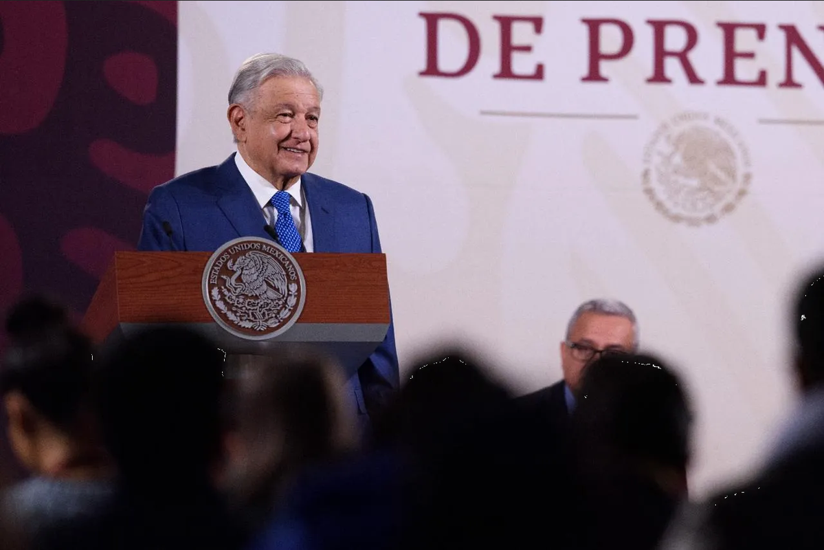 “Qué nivel de desesperación”AMLO, tras respaldo del PRI y Xóchitl a su reforma