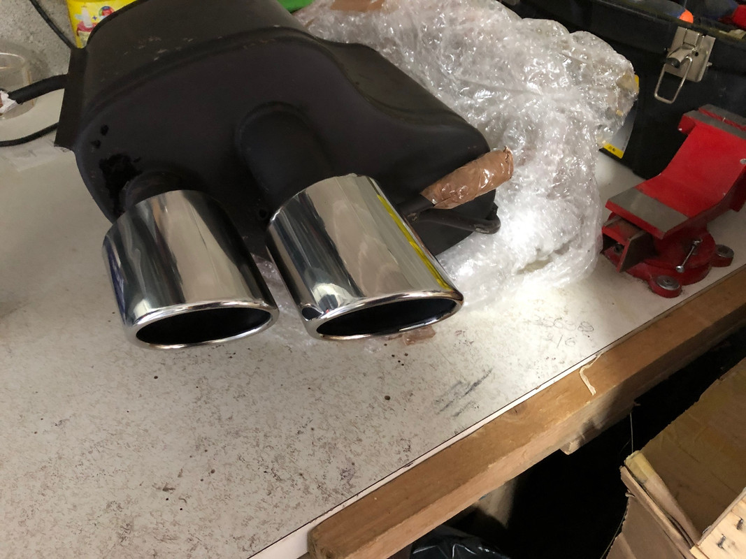 9B562D00-FE91-4C9B-9033-527CD3BF3B1E