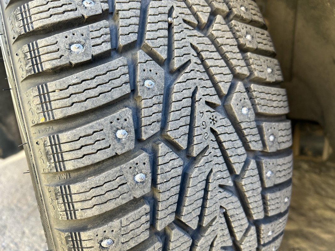 1AA451EC-BC5F-4EFA-8EB2-DD4A2AF7DF3E