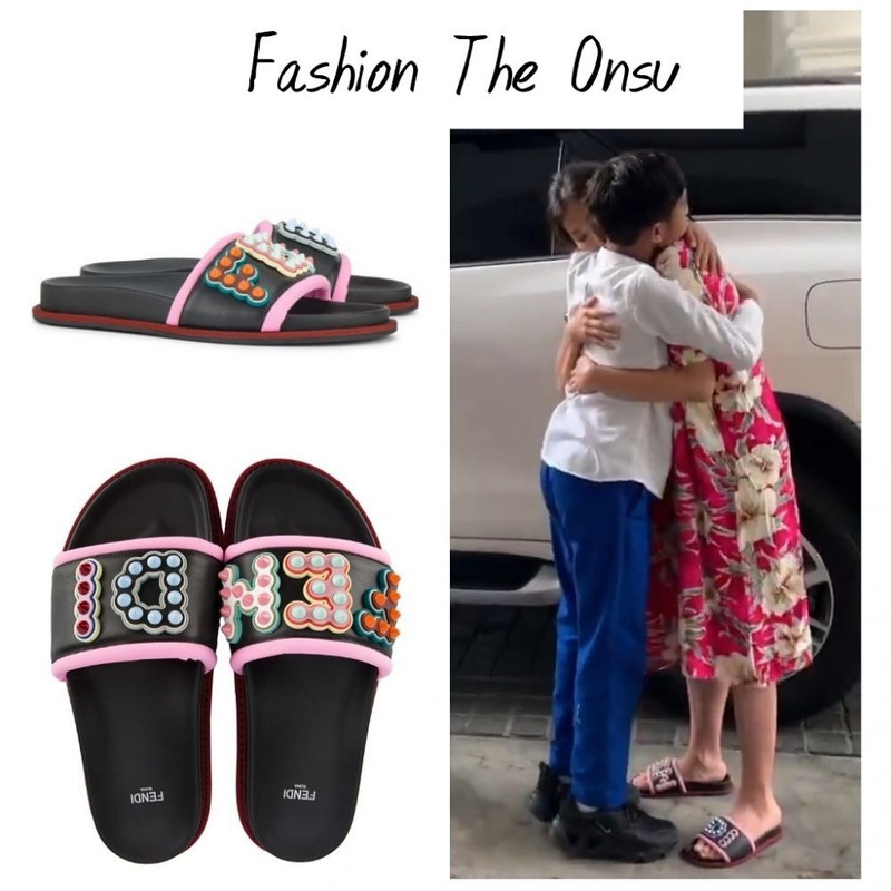 Sandal Women's Fun Fair Logo Slides dari Fendi milik Sarwendah