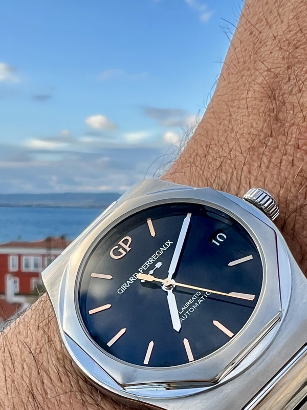 CF734B3B-F04A-446E-A939-E3A287680FC4