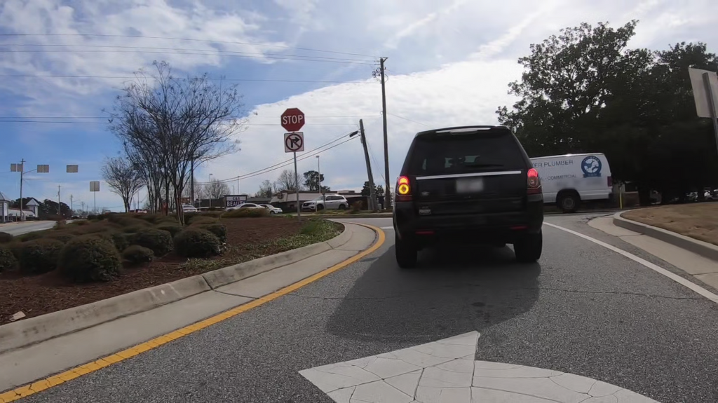 [Image: j7rjc7da2s3g.png]