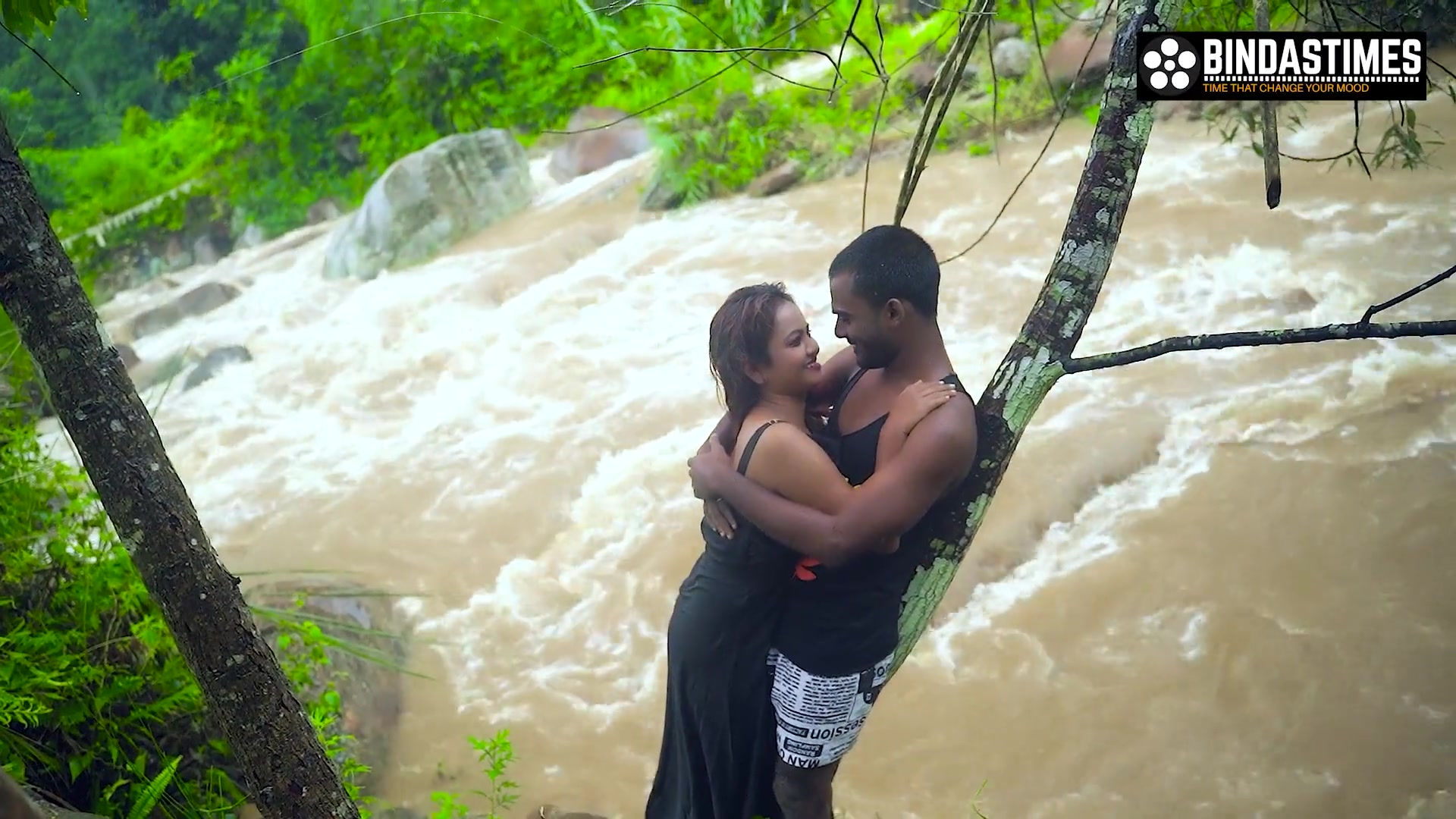 Desi Couple Srabani and Suman Sex In the open jungle outdoor in the  Waterfall xh EQLdy 05 — Postimages