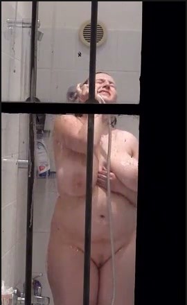 [Image: Voyeur12835081903.jpg]