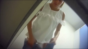 [Image: Voyeur27465101053.jpg]