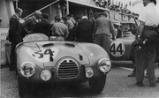 24 HEURES DU MANS YEAR BY YEAR PART ONE 1923-1969 - Page 28 52lm34-T15-S-Jean-Behra-Robert-Manzon-7