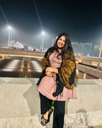 photo 6147629270977678435 y