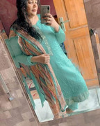 photo 6201807513162812454 y