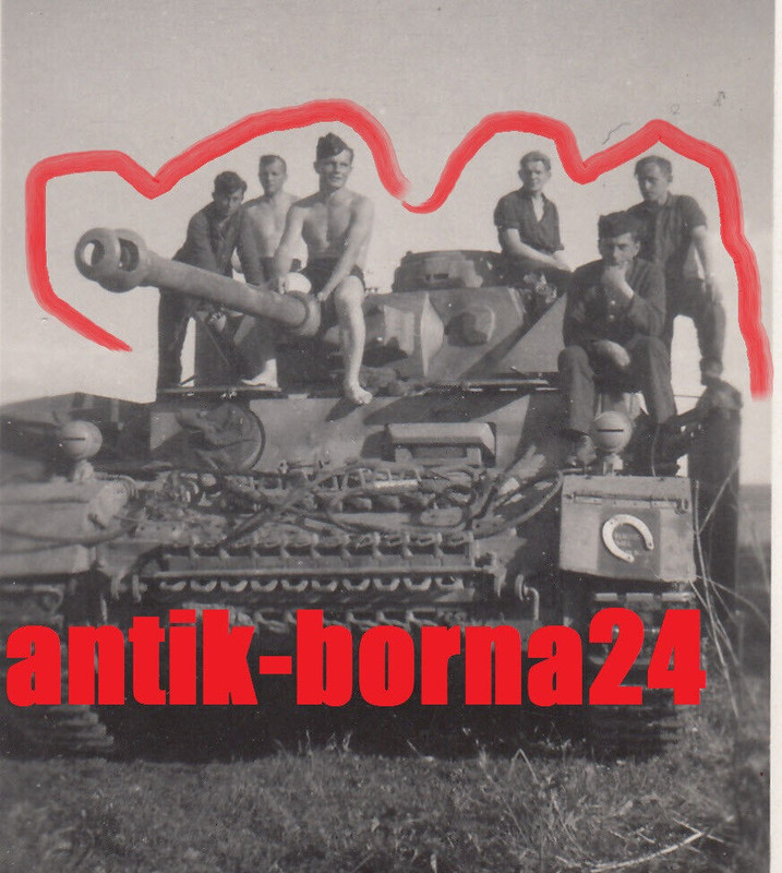 Foto Soldat Tank Besatzung Panzer IV Langrohr Seitenschürzen.