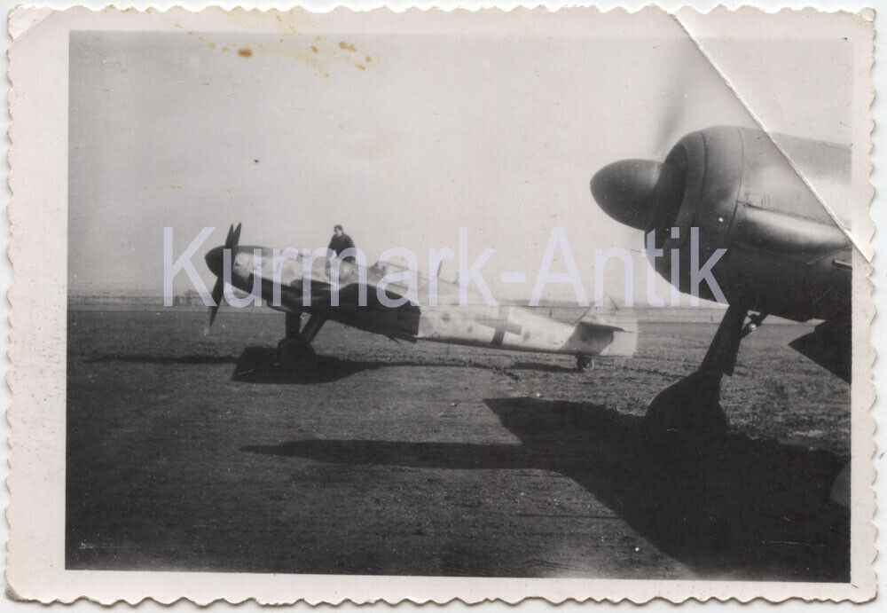 MD023 Foto Wehrmacht Luftwaffe Flugzeug FW190 Me109 G5 Süd Front camo TARN TOP !