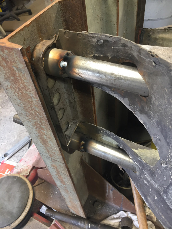 880FB465-F5CF-4699-9D28-16B631D91D1A