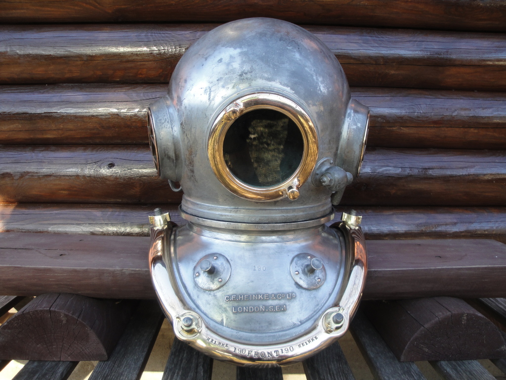 2. шлем Heinke  1942 г.