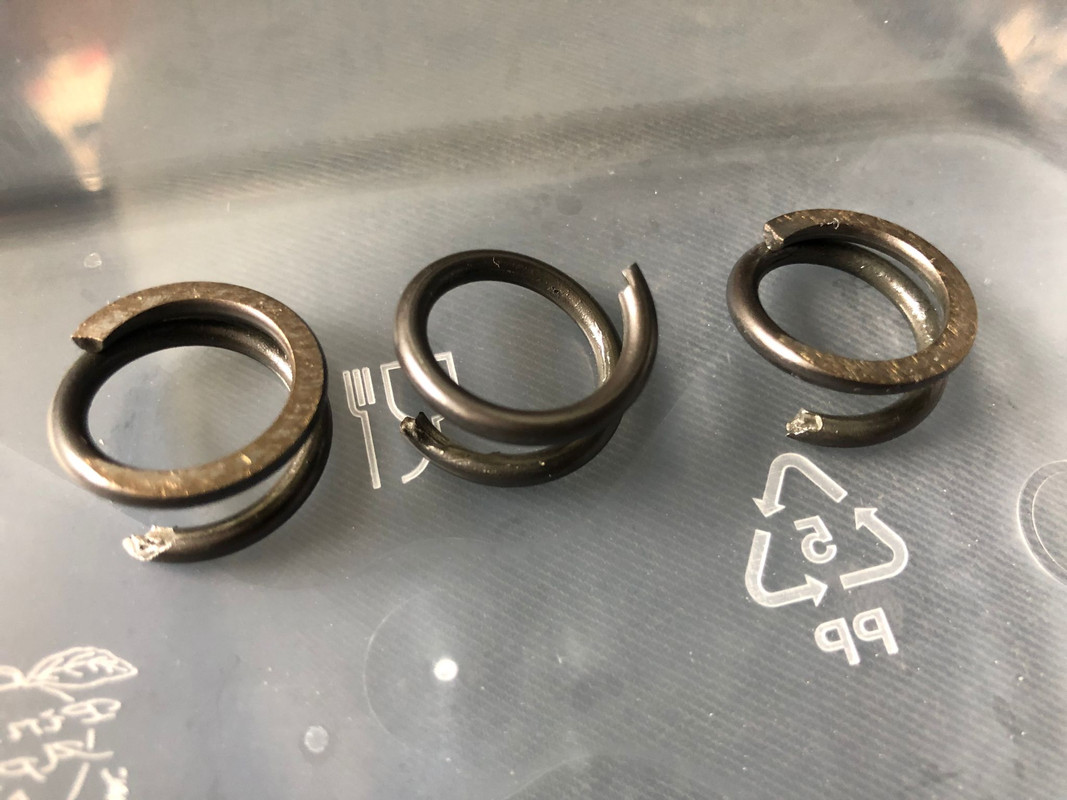 Anschutz-broken-spring-02