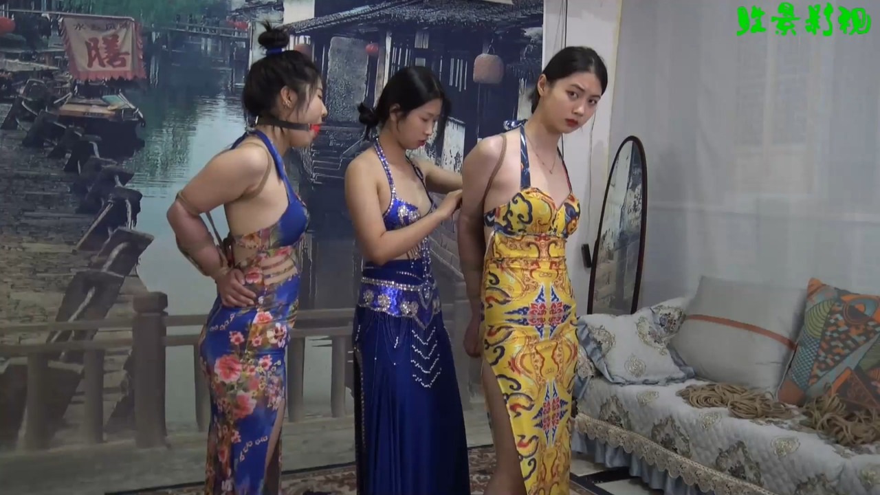 胜景影视 三女M捆绑比赛输的受到惩罚.mp4_20220706_185238.494