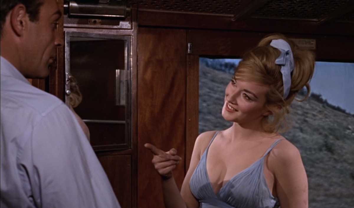 MV5BM2JlMmI4ODQtZDhkZi00MzVkLWExYzAtYjYzNGUzNDUzZGRkXkEyXkFqcGde