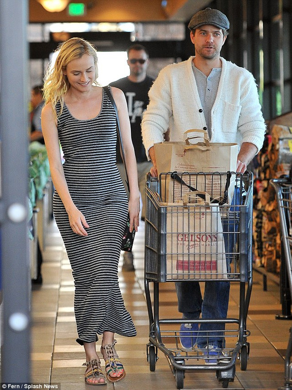diane_kruger_sexydress_08