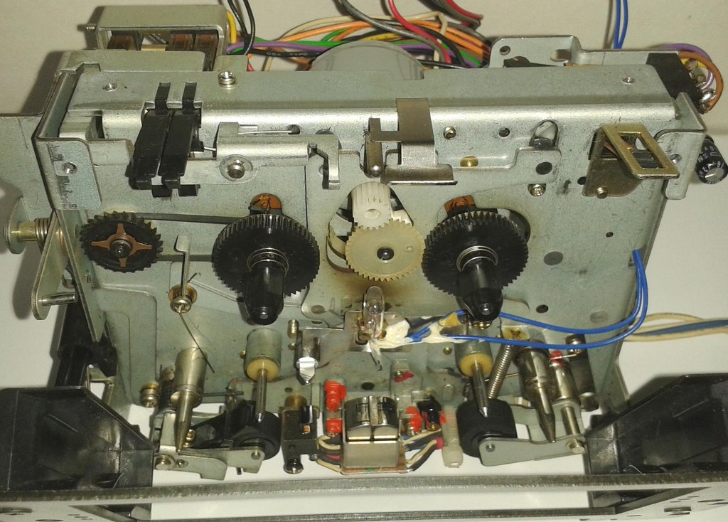 Onkyo TA-2570 TapeDeck Reparatur Assistmotor