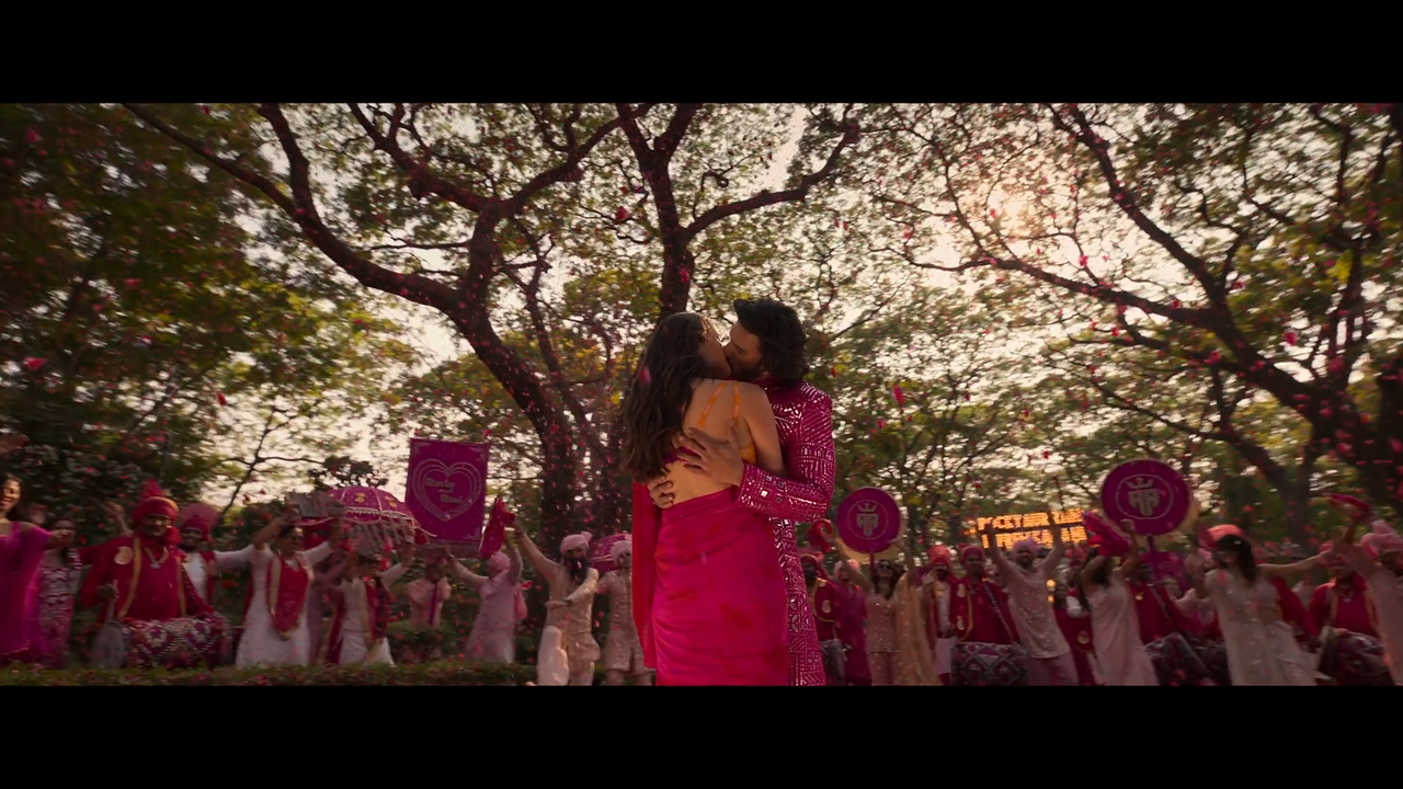 Rocky Aur Rani Kii Prem Kahaani 2023 - by Telly - VLC media player 08-09-2023 14_07_03