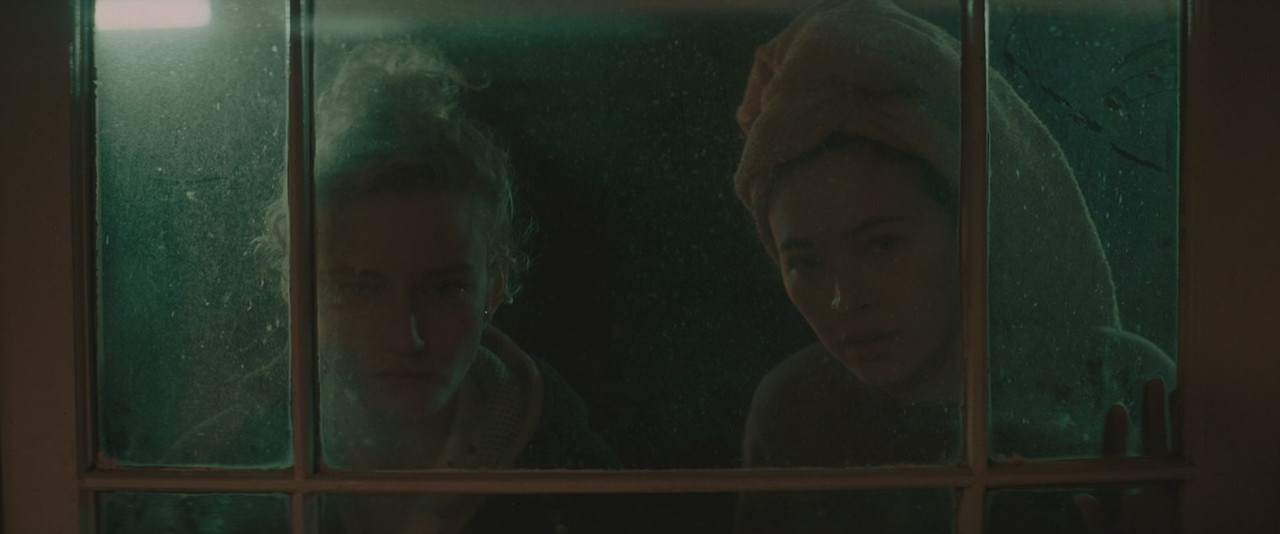 The Royal Hotel (2023) .mkv HD 720p E-AC3 iTA DTS AC3 ENG x264 - FHC.mkv_20240825_212909.076