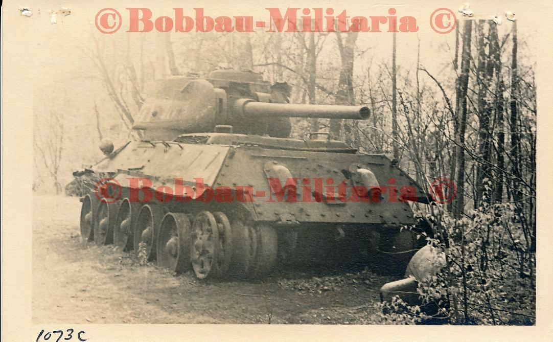 Russland russischer T-34-85 Beutepanzer späte Ausführung 1944 Pa