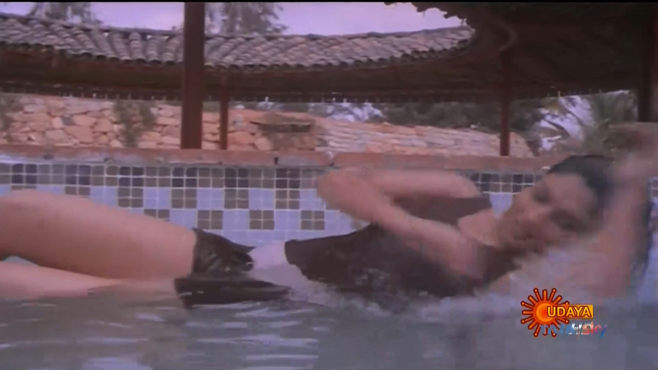 Vanitha Vasu Hot NR.mp4_20210825_073008.102