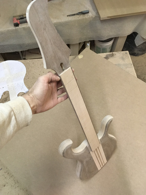 1860310B-0D06-4D39-8B28-D946B7BA582E