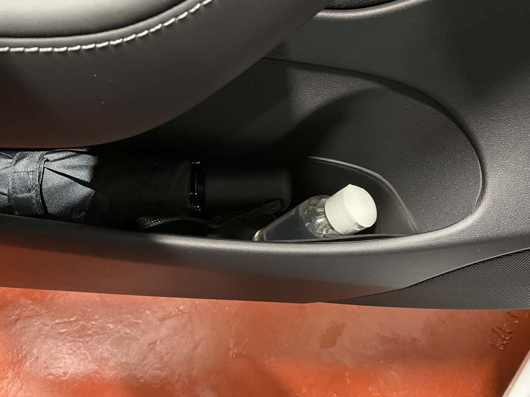 01D4B7E4-9F21-459D-B62D-137B22EA088A