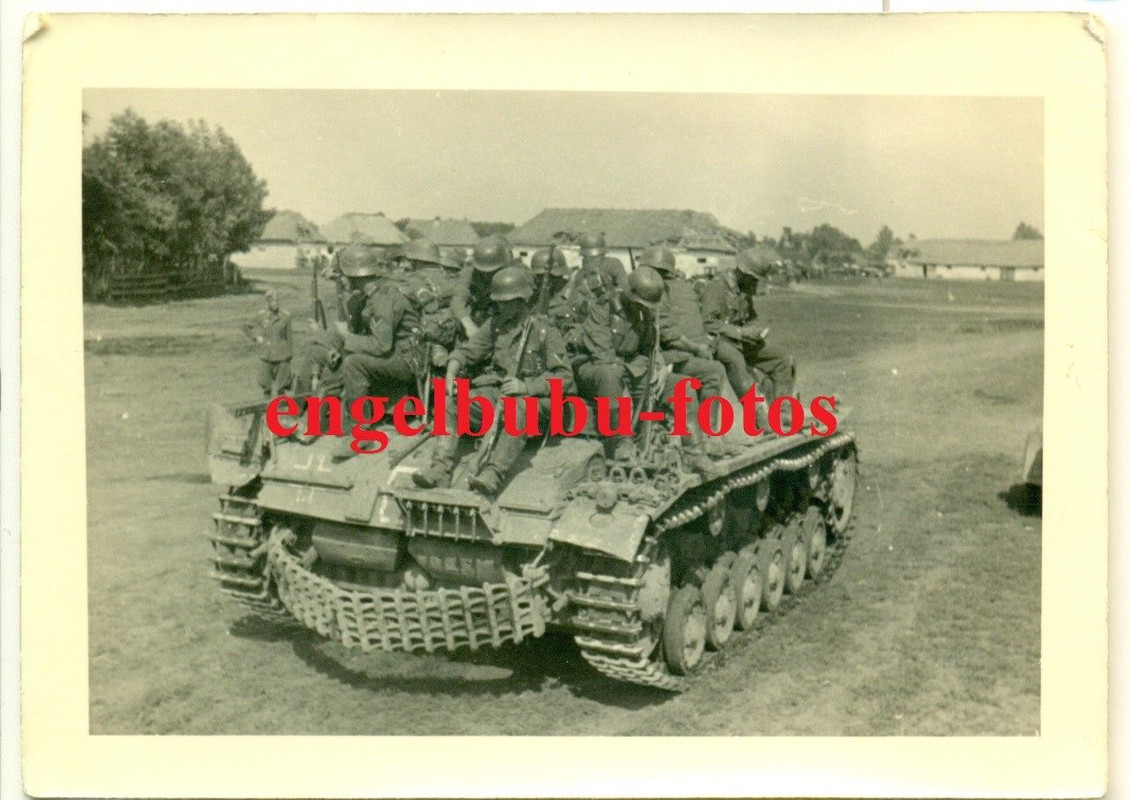 FOTO - STURMGESCHÜTZ - 125.I.D. WIESEL - STUG-ABTEILUNG - OSTFRO